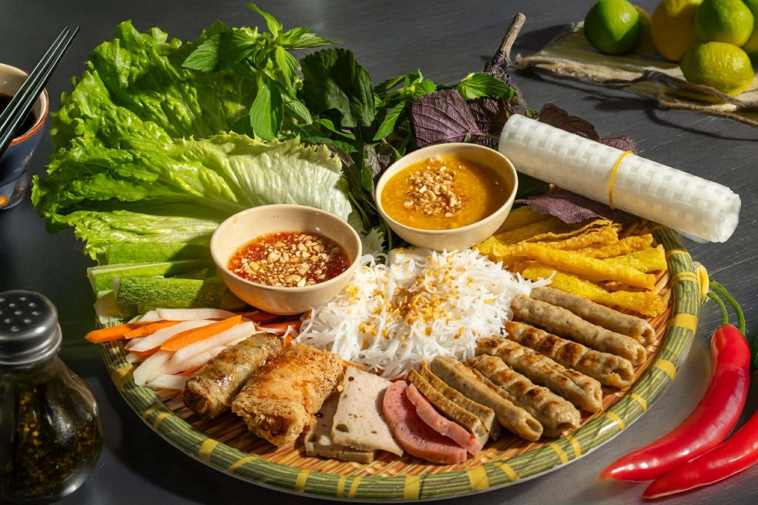 Địa điểm 10 quán Nem Nướng Quận 1 ngon có tiếng Sài Gòn Hồ Chí Minh (4)