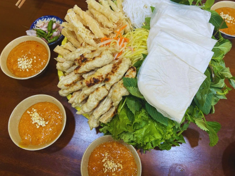 Hương vị 10 quán Nem Nướng Quận 5 ngon đậm đà Sài Gòn Hồ Chí Minh (3)